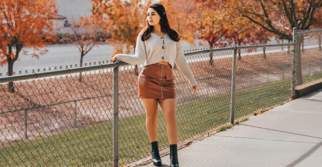 Women's fall fashion USA earth tone color palette 2026