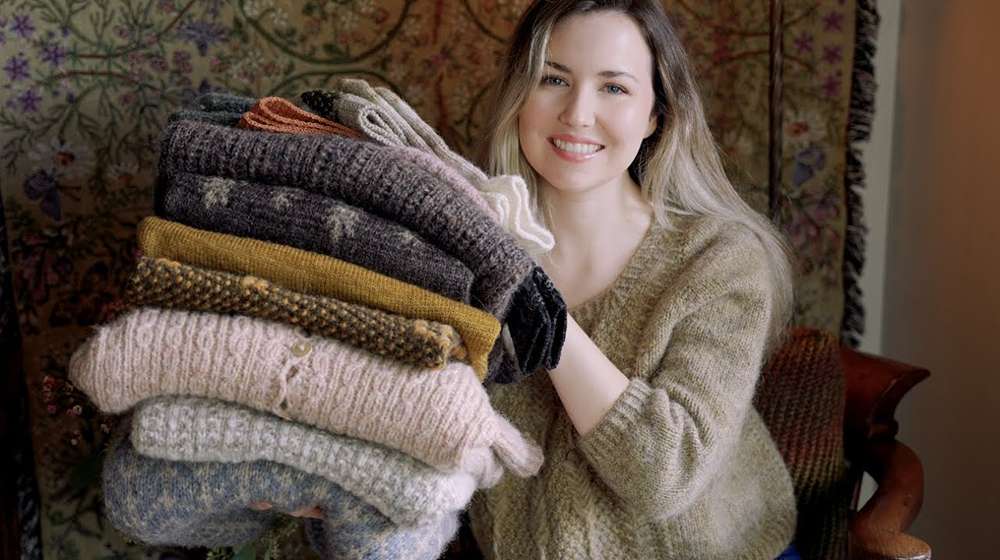Knit and wool fabrics for winter brunch outfits