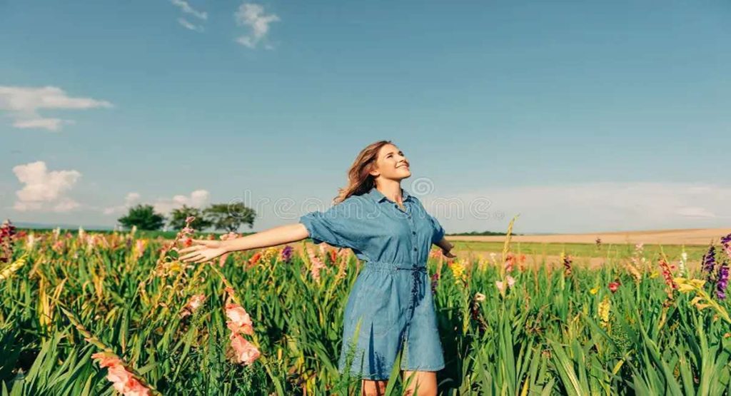 Layer Smartly for Unpredictable Spring Weather